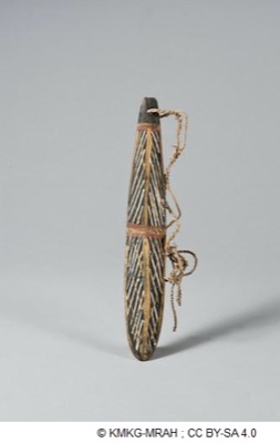 A second, 25.6 × 4 cm, its spun cord still tied through the terminal hole.