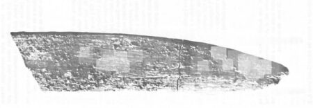 Exact El Juyo Level 4 distal bramadera fragment, fig. 16 left; only the blade end survives.