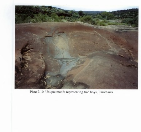 Rock markings at Itaratharra, Palm Valley, the two motifs identified as bullroarers.