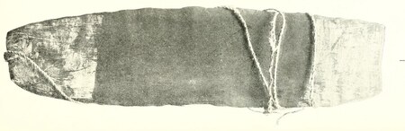 Red-edged companion blade E.13713, with white-painted ends.