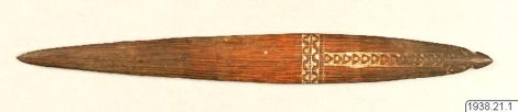 Finschhafen bull-roarer (incised), Huon Peninsula, NE New Guinea — SMVK Museum of World Culture (obj. 12262).