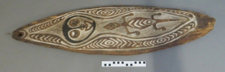 Koriki bull-roarer 'koe'/'kwoi' — decorated Purari-Delta board, Pitt Rivers Museum (acc. 1916.31.1, Haddon coll.).