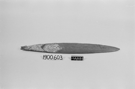 Jare bull-roarer ‘Bullroarer’, Pitt Rivers Museum (acc. 1900.60.3).