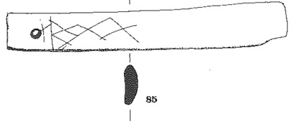 Line drawing of a long rib strip with a hole at the left, scratched diamonds and a rounded right end; a stout lens-shaped section appears below.
